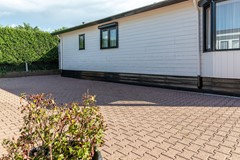Royale en goed onderhouden recreatiewoning met carport en berging op mooie locatie! 08746323_26.jpg