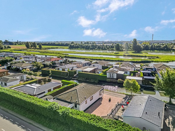 Medium property photo - Blauwe Kampseweg 2-10, 4011 LK Zoelen