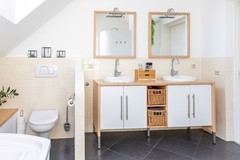 Riante woonboerderij met grote schuur, multifunctioneel! 08775049_41.jpg