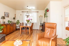 Riant wonen aan de rand van het dorp: groot perceel en fraaie vrijstaande garage! 08777966_14.jpg