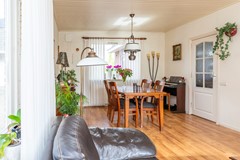 Riant wonen aan de rand van het dorp: groot perceel en fraaie vrijstaande garage! 08777966_69.jpg