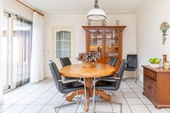 Riant wonen aan de rand van het dorp: groot perceel en fraaie vrijstaande garage! 08777966_74.jpg