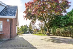 Riant wonen aan de rand van het dorp: groot perceel en fraaie vrijstaande garage! 08777966_97.jpg