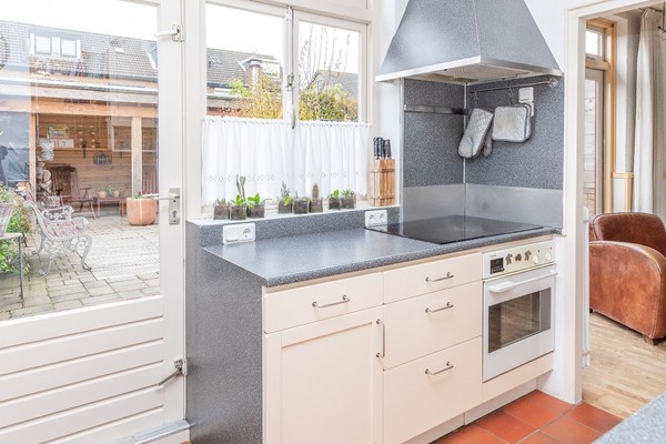 Medium property photo - Koningin Wilhelminalaan 5, 4041 CD Kesteren