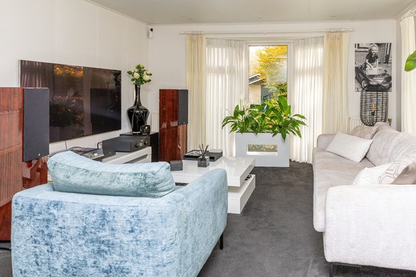 Te koop: Uitstekend onderhouden recreatiewoning met berging op mooie kavel grond!