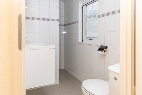 Te koop: Goed onderhouden recreatiewoning met berging op mooie locatie!