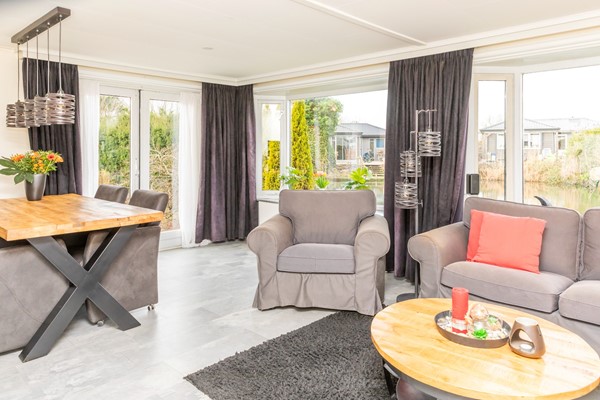 Medium property photo - Rijnbandijk 111-87, 4021 AG Maurik