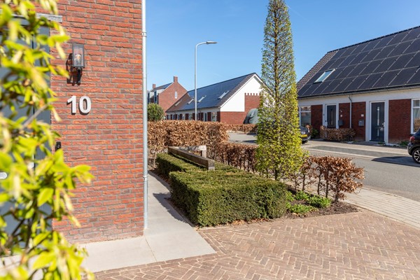 Medium property photo - Burgemeester Jhr G A Van Nispenstraat 10, 4041 VR Kesteren