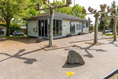 08944853_77.jpg