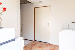 08946030_19.jpg