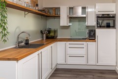 08957058_44.jpg