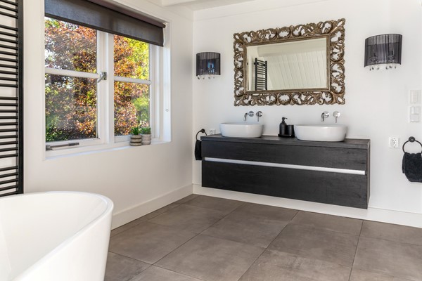 Medium property photo - Dorpsplein 1, 4041 GH Kesteren