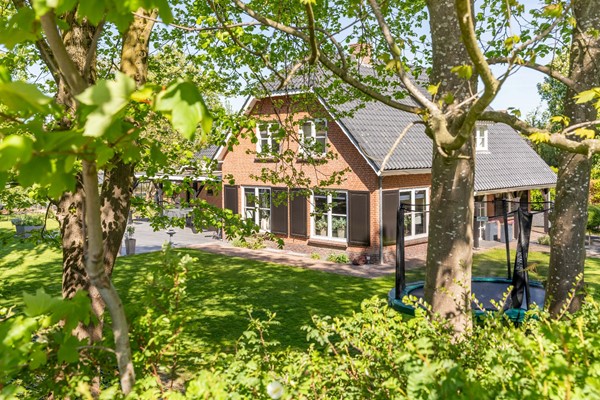 Medium property photo - Dorpsplein 1, 4041 GH Kesteren