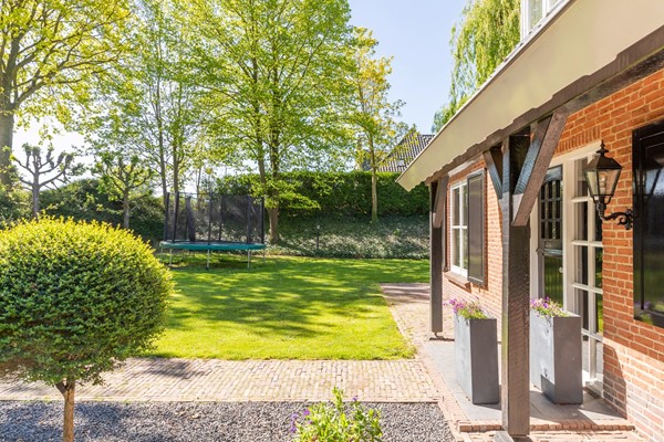 Medium property photo - Dorpsplein 1, 4041 GH Kesteren