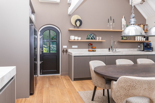 Medium property photo - Dorpsplein 1, 4041 GH Kesteren