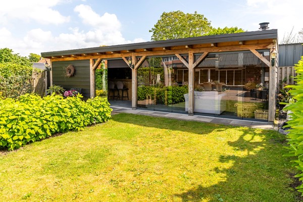 Te koop: Uniek dubbel vrijstaand woonhuis met heel veel mogelijkheden in het centrum!