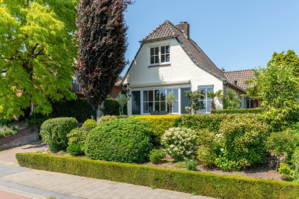 Te koop: Schitterend vrijstaand wonen op een werkelijk uniek plekje!