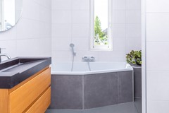 08993974_3.jpg