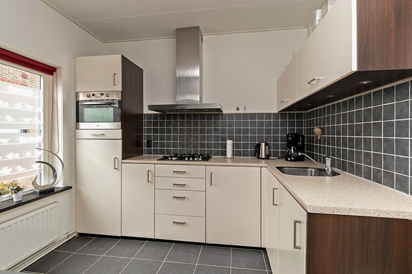 Foto - Te huur: Zuiddijkstraat 1, 4318 BD Brouwershaven