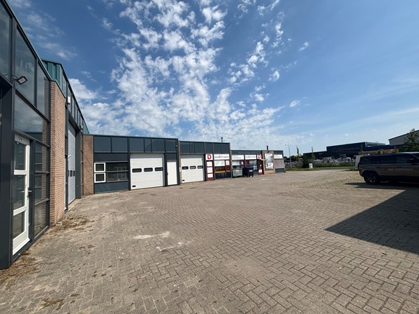 Foto - Te koop: Bedrijfsweg 76, 8304 AA Emmeloord