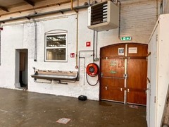 974_360x240.jpg