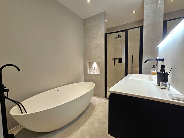 Medium property photo - Hilledijk 77A, 3072 RD Rotterdam