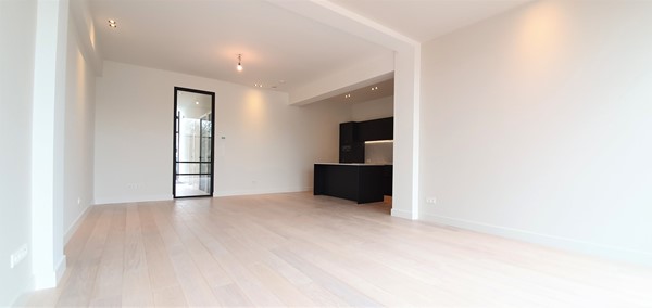Medium property photo - Hilledijk 83A, 3072 RD Rotterdam