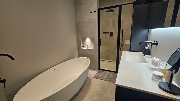 Medium property photo - Hilledijk 77A, 3072 RD Rotterdam