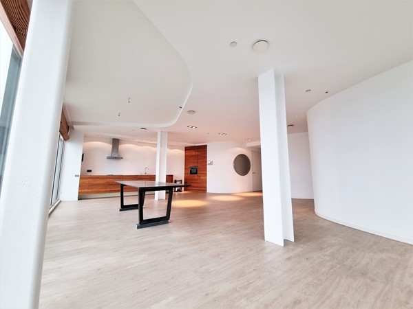 Medium property photo - Landverhuizersplein 139, 3072 MH Rotterdam