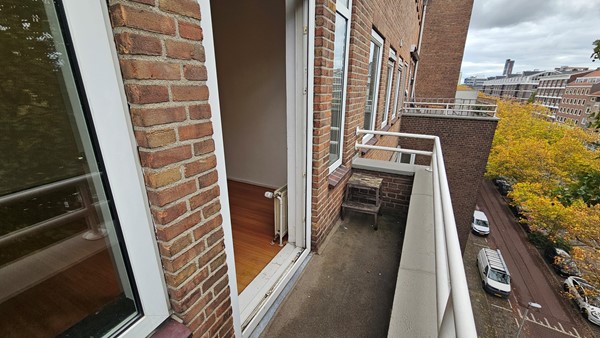 Medium property photo - Herman Robbersstraat 102F, 3031 RL Rotterdam