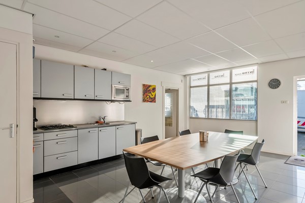 Medium property photo - Kamperfoelie 1A, 3904 LP Veenendaal