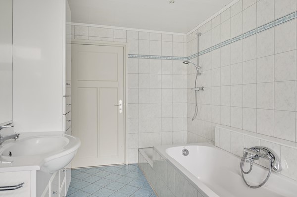 Medium property photo - Helmondseweg 3, 6003 NA Weert
