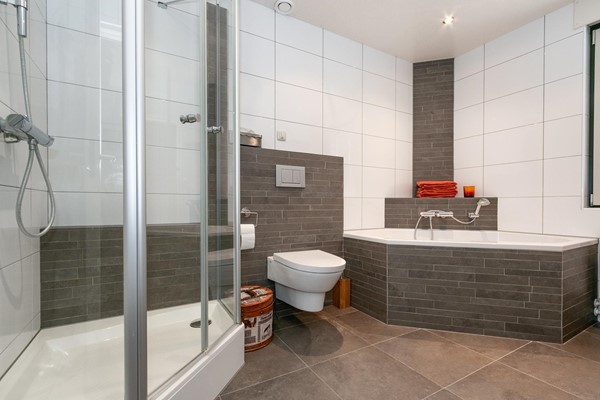 Medium property photo - Moeselschansweg 15, 6005 NA Weert