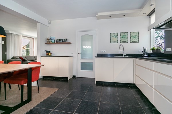 Medium property photo - Uilenweg 14, 6006 SK Weert