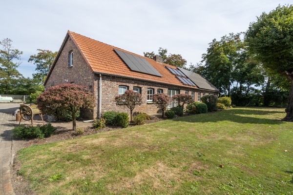 Property photo - Grensweg 9, 6039RS Stramproy