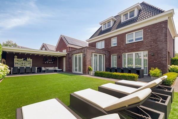 Te koop: Schitterende, tot in detail afgewerkte, zeer ruime, notariswoning