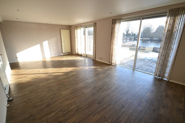 Verhuurd onder voorbehoud: Voorschoterweg, 2235SE Valkenburg Verhuurd onder voorbehoud: Voorschoterweg, 2235SE Valkenburg