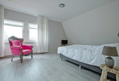 appartementatsea-slaapkamer-grootbed-950x650.jpg