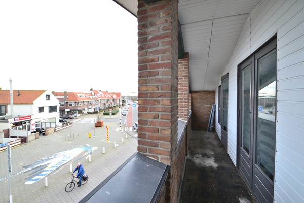 Medium property photo - Koninginneweg 59a, 2225 HJ Katwijk