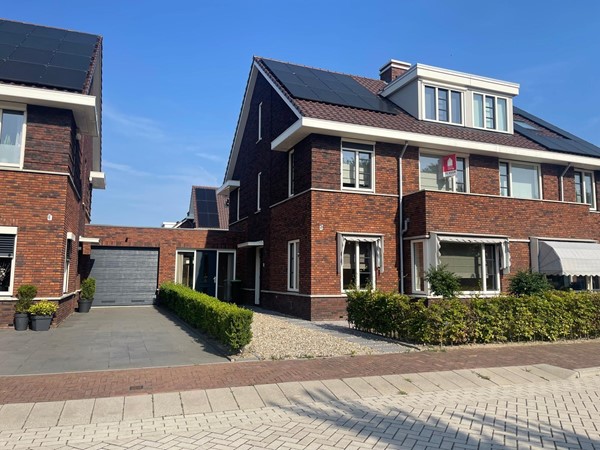 Verhuurd onder voorbehoud: Boerhaavelaan 20, 2221LK Katwijk