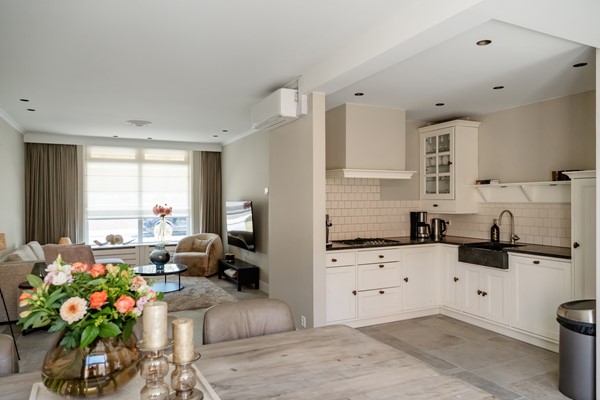 Medium property photo - Koninginneweg 53, 2225 HJ Katwijk