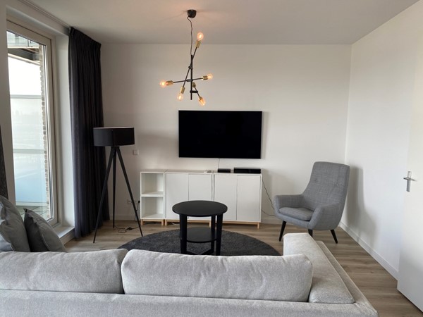 Medium property photo - Mary van der Sluisstraat, 1095 ME Amsterdam
