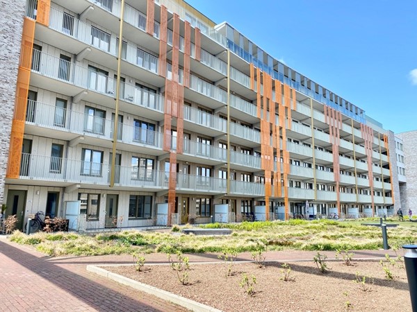 Medium property photo - Mary van der Sluisstraat, 1095 ME Amsterdam