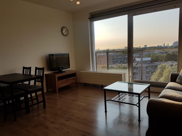 Medium property photo - Anna Blamansingel, 1102 SW Amsterdam