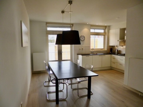 Photo - For rent: Ferdinand Bolstraat 134-3, 1072 LR Amsterdam
