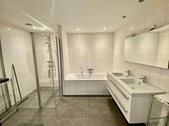 Ferdinand Bolstraat 134-3, 1072 LR Amsterdam 