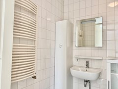 Van Kinsbergenstraat 142, 1057 PT Amsterdam 