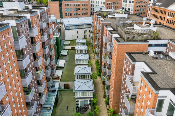Foto - Verhuurd: Valkenburgerstraat, 1011 NC Amsterdam