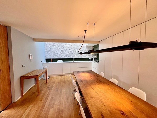 Foto - Verhuurd: Valkenburgerstraat, 1011 NC Amsterdam