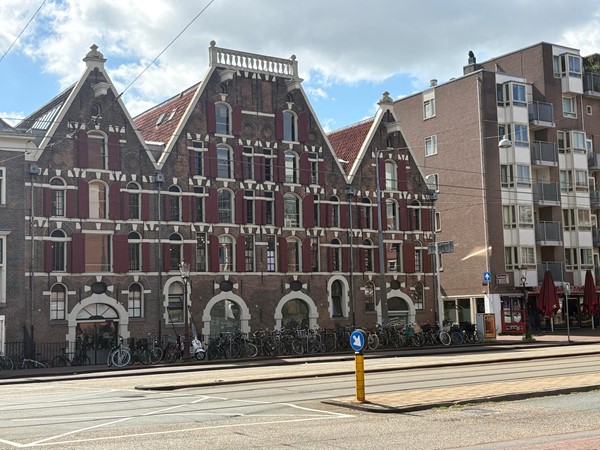 Foto - Verhuurd: Valkenburgerstraat, 1011 NC Amsterdam